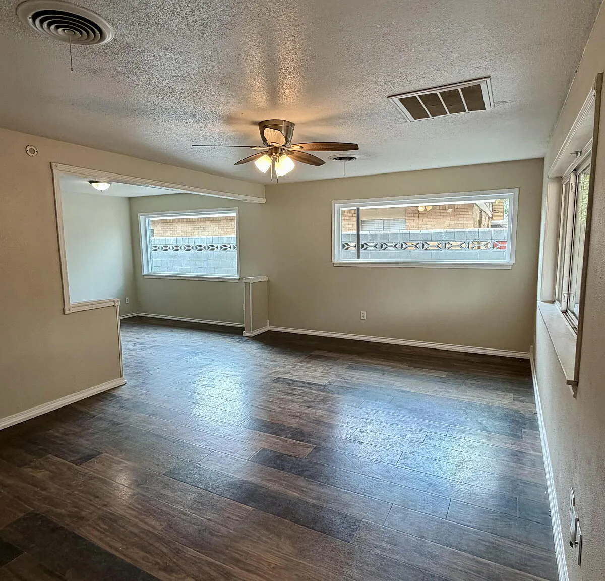 4 bed, 2.0 bath, 1764 sqft, $1,450 — Photo 3