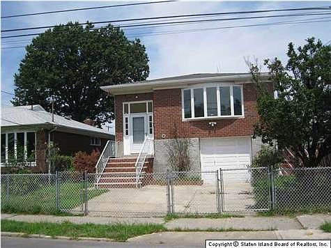 2nd image of 239 Hull Ave