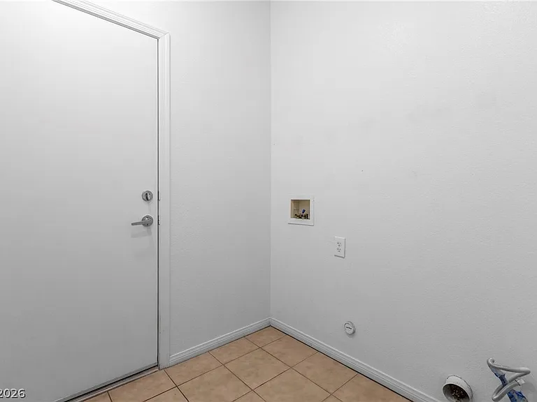 2250 Sandstone Cliffs Dr — Photo 22