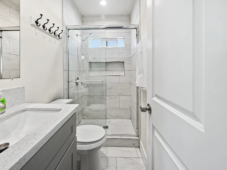10041 Crosby Ave #A — Photo 7