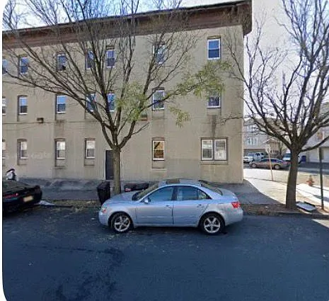 643 Fulton St Photo 1