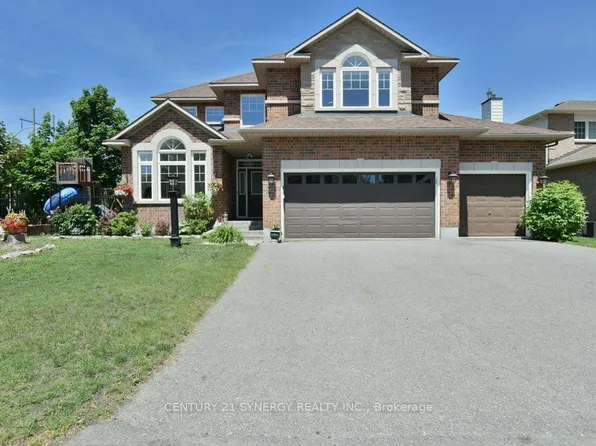 37 Windfield Cres, Ottawa, ON K2M 2B7