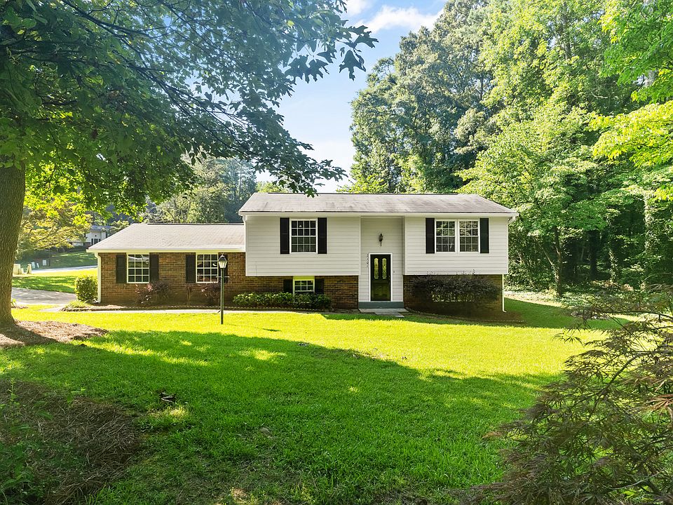 1st image of 2101 N Landing Ct