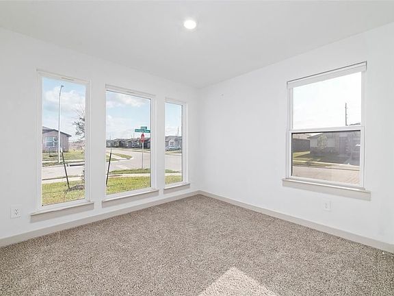 4th image of 19046 Derrington Manor Ln