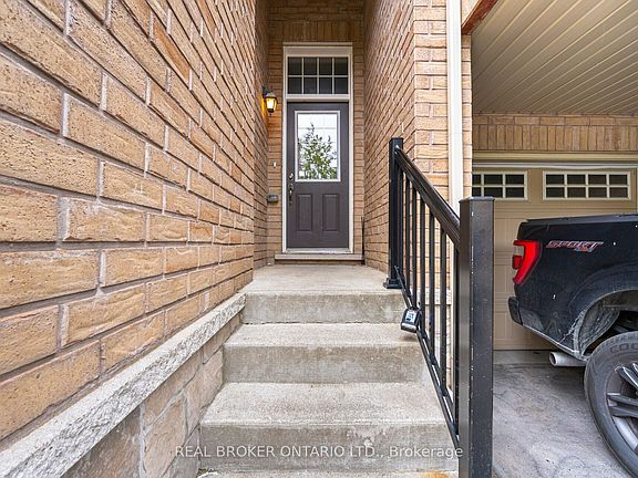 2nd image of 50 Magdalene Cres