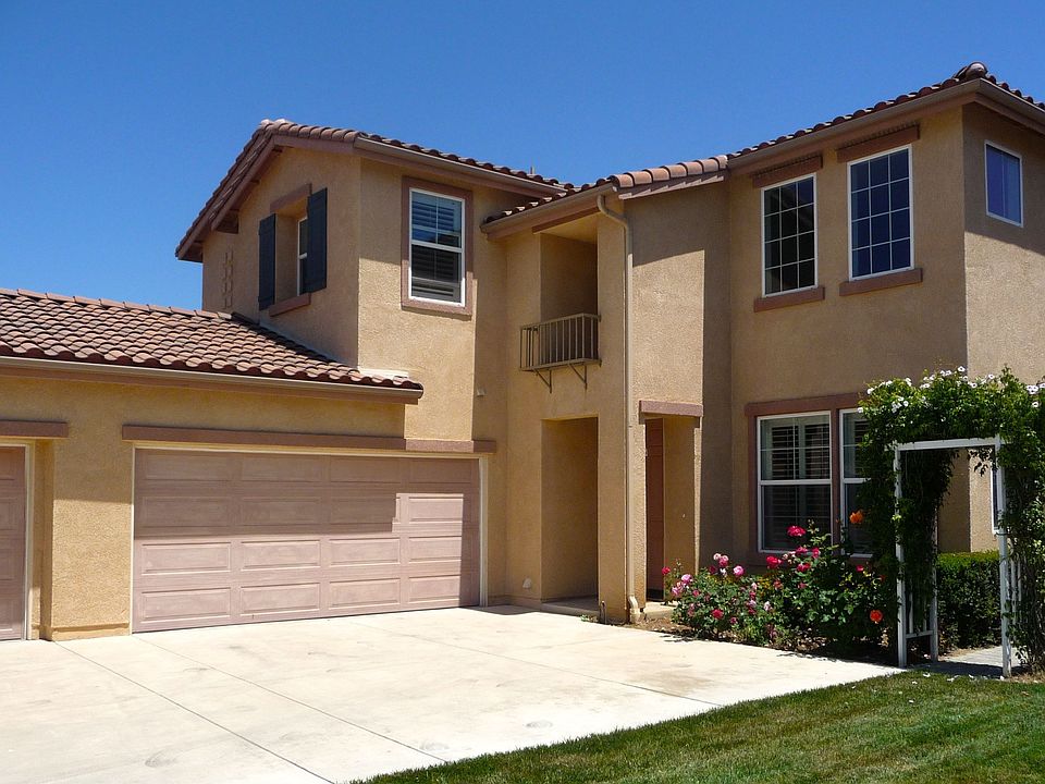 10622 Candytuft St.