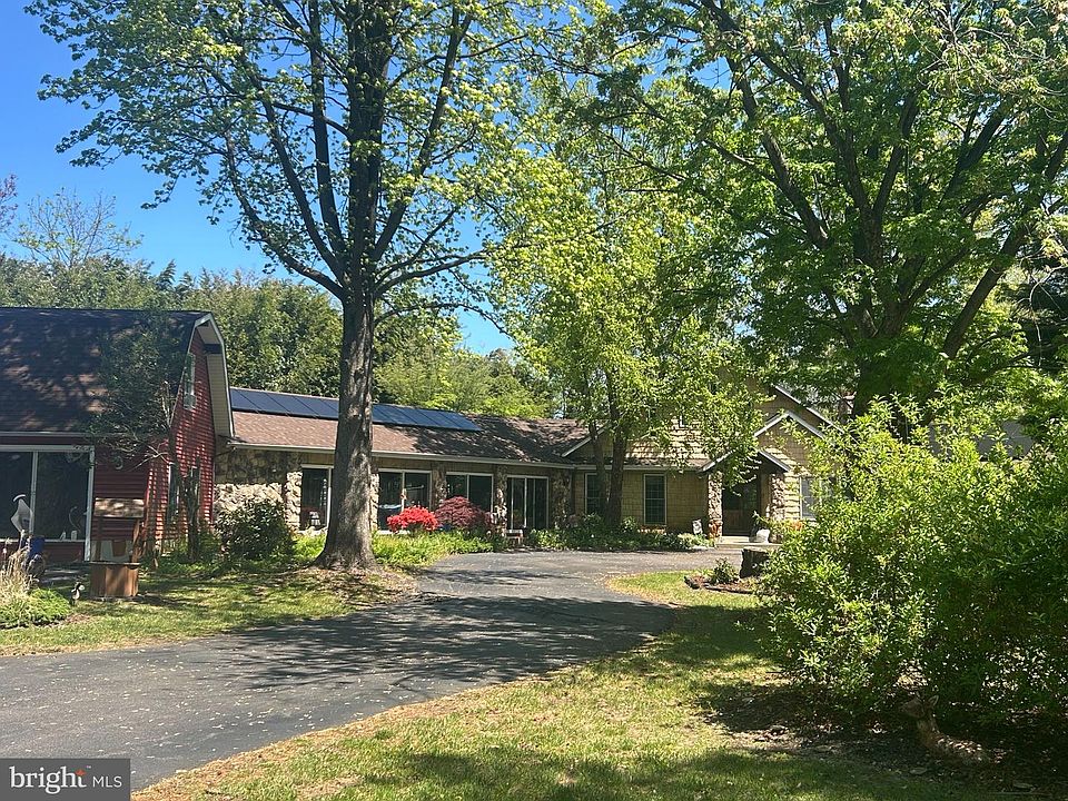 1st image of 309 Creek Rd