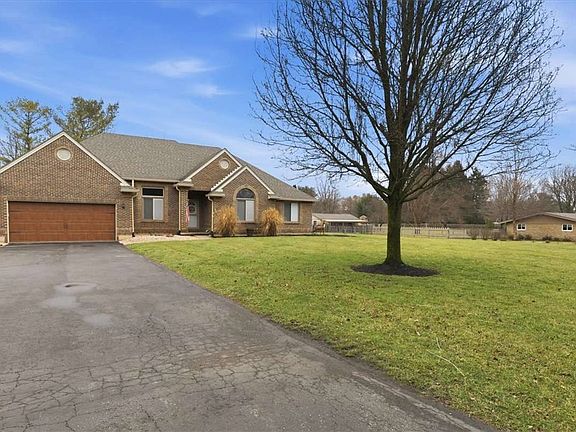 2nd image of 10292 Meeker Rd