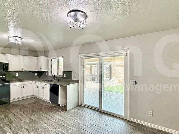 5th image of 3610 N 106th Ave
