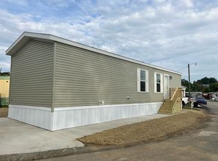 17 Imperial Ave, Washington, PA 15301