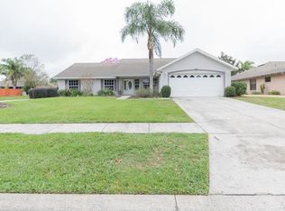 4850 Abaco Dr, Tavares, FL 32778