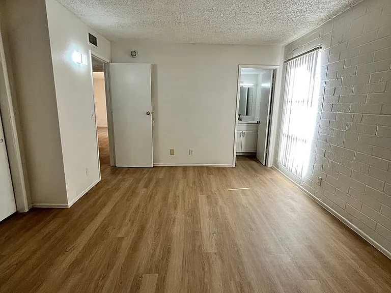 Catalina View Apartments — Photo 91