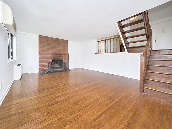 3rd image of 425 E 84th St APT 4A