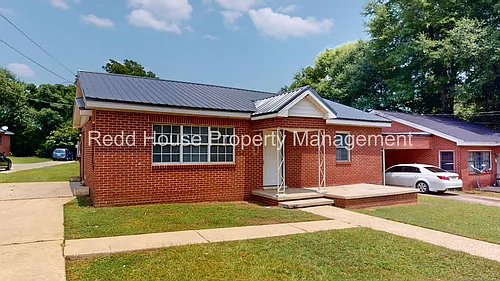 618 N Rawls St Photo 1