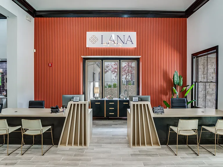 The Lana — Photo 45