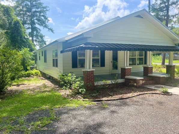201 Fraser St