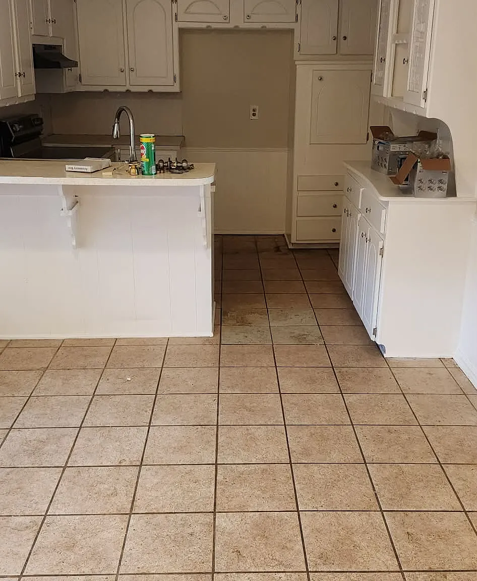 3 bed, 1.5 bath, 1112 sqft, $1,300 — Photo 4
