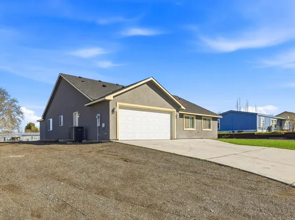 3902 W Snow Ln, Benton City, WA 99320