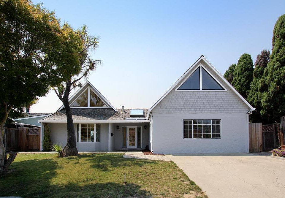 1st image of 627 Cabrillo Ave