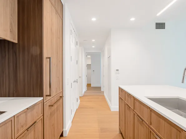 171 North 1st Street image 1 of 18