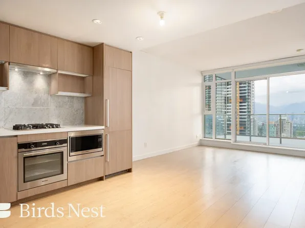 6538 Nelson Ave #2708, Burnaby, BC V5H 0G5
