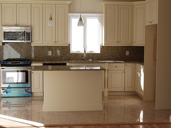 5th image of 9 Woodside Ave #1