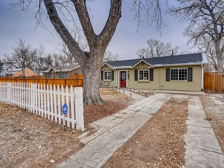 1164 Verbena St — Photo 1