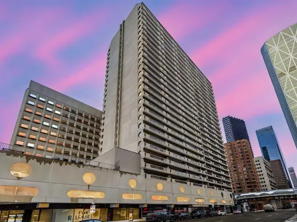 221 N 6th Ave SE #504, Calgary, AB T2G 4Z9