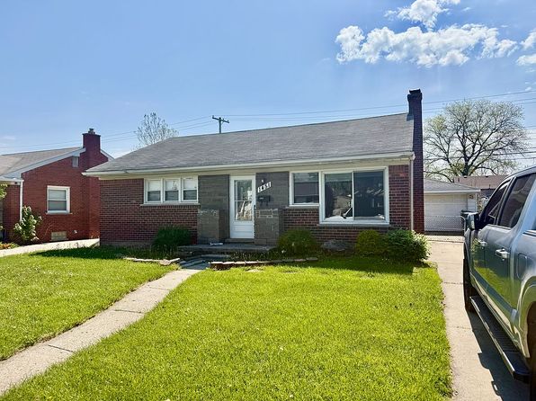 1451 Walnut St