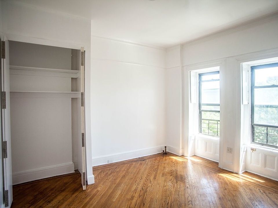 1st image of 655 Saint Marks Ave #4