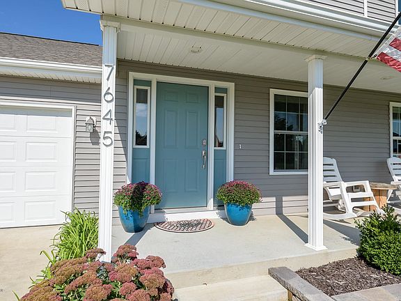 3rd image of 7645 Stermer Dr