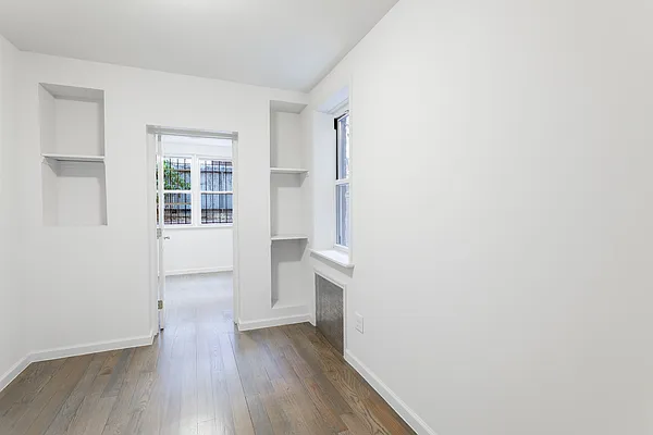 Rented by Bond New York | media 18