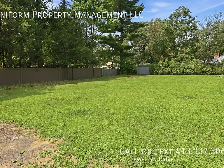24 Llewellyn Dr — Photo 5