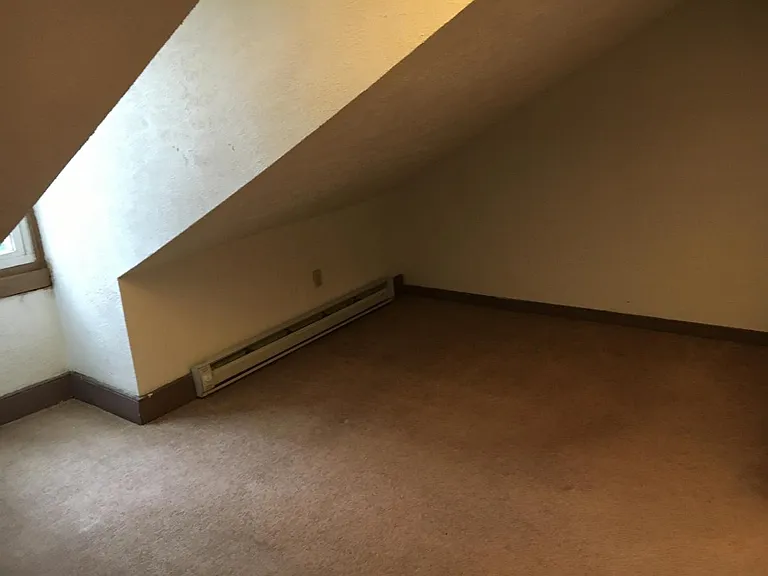 2910 E Carson St #2 — Photo 11