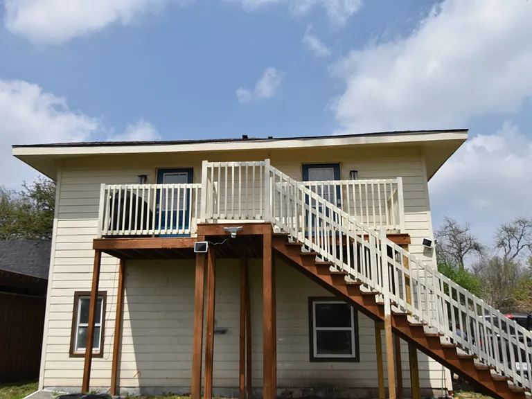 5924 Bryan Pkwy #2 — Photo 2