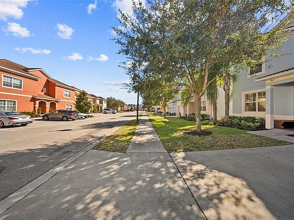 2nd image of 8960 Bismarck Palm Rd