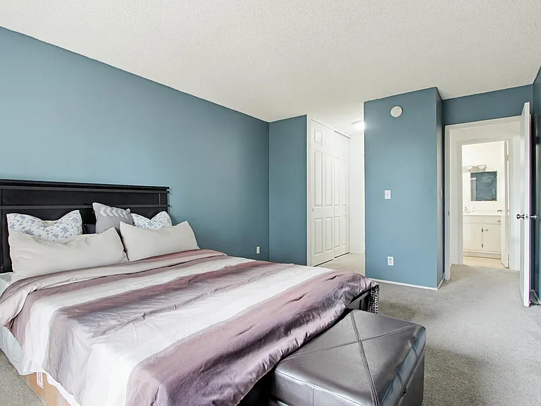 7858 Cowles Mountain Ct #D27 — Photo 17