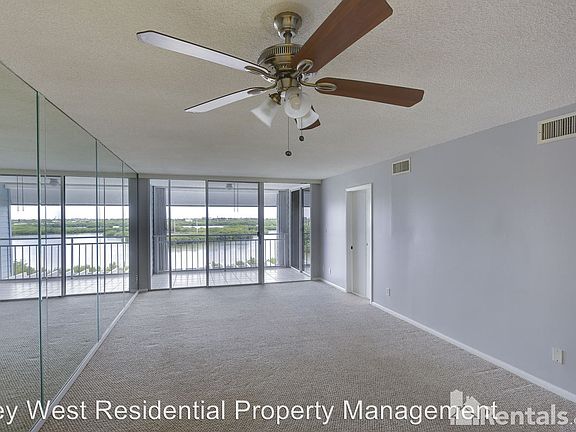 2nd image of 1901 S Roosevelt Blvd APT 405N