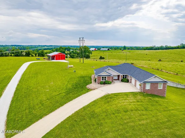 8723 Nine Hills Ln, Centertown, MO 65023