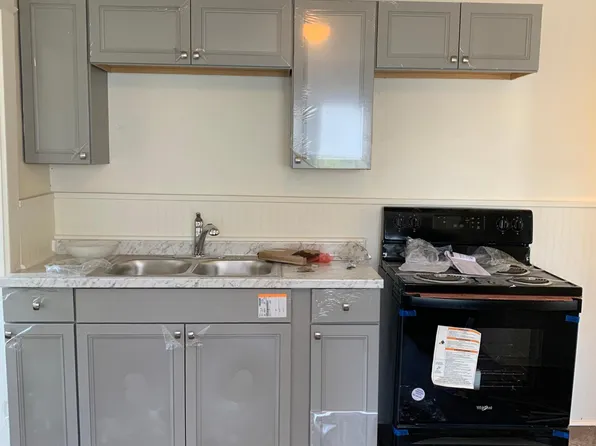 21 Franklin St, Plymouth, PA 18651