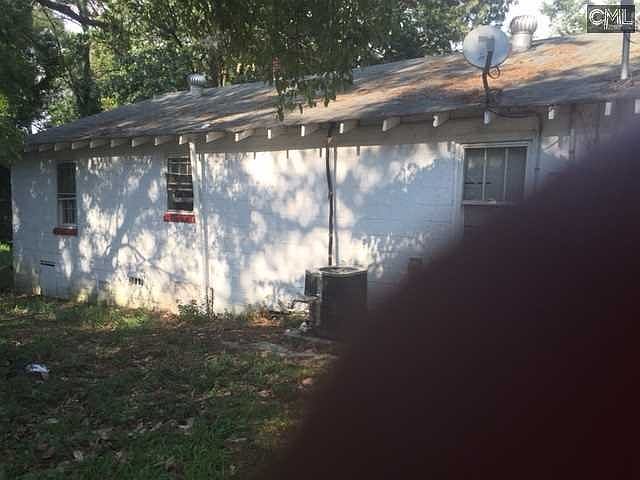 2nd image of 233 Bowling Ave