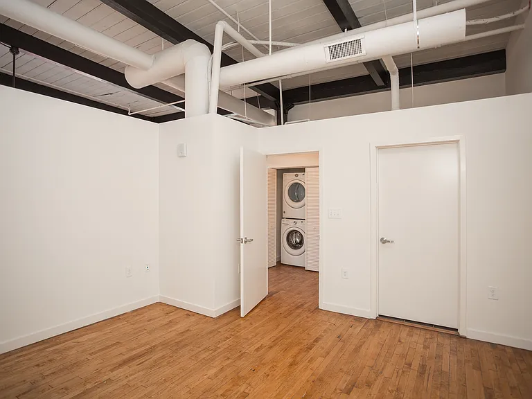 MC Kiser Lofts — Photo 14