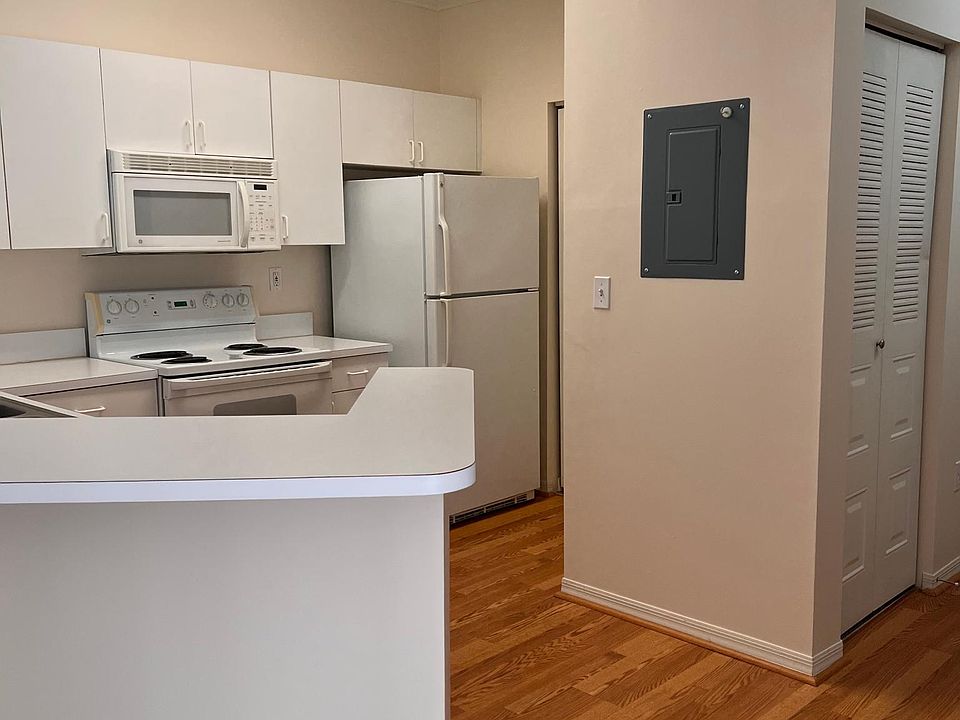 1st image of 520 Florida Club Blvd