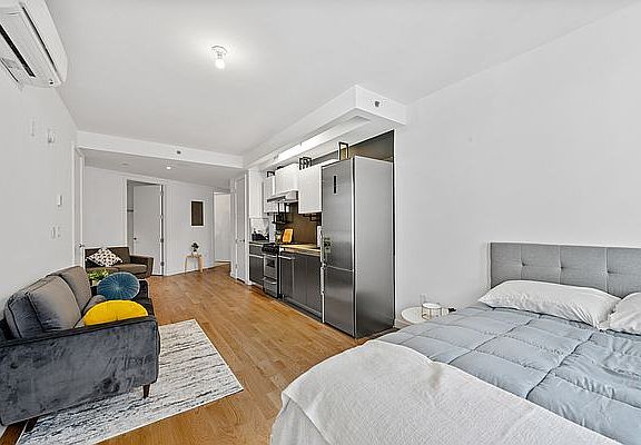 3rd image of 54 Noll St APT 449
