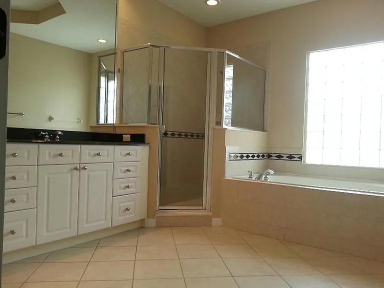 12748 Bideford Ave — Photo 13