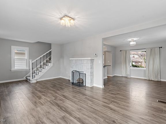 4th image of 3008 Tuxedo Ave