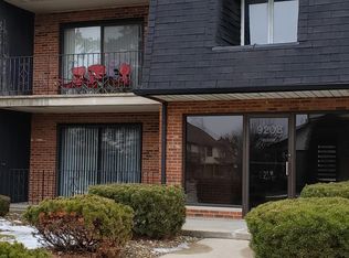 9208 W 140th St APT 3NW, Orland Park, IL 60462