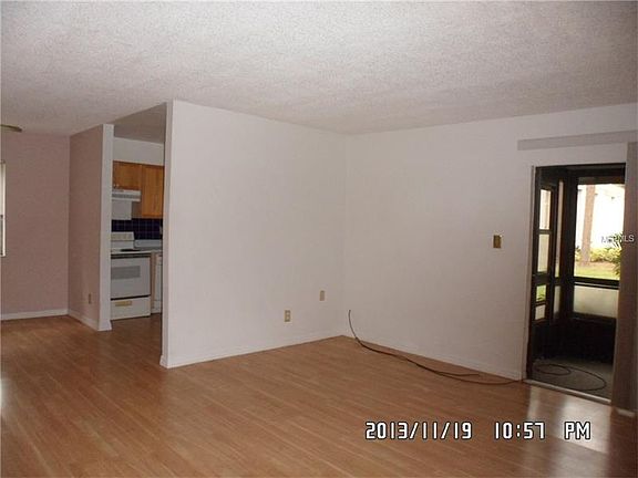 3rd image of 107 Springwood Cir APT A