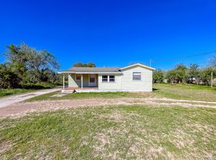 506 W Inez, Beeville, TX 78102