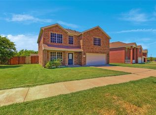 917 Blue Sky Dr, Arlington, TX 76002